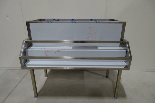 Eristetty jäähaude rei’itetyllä sisähyllyllä InoxBaltic